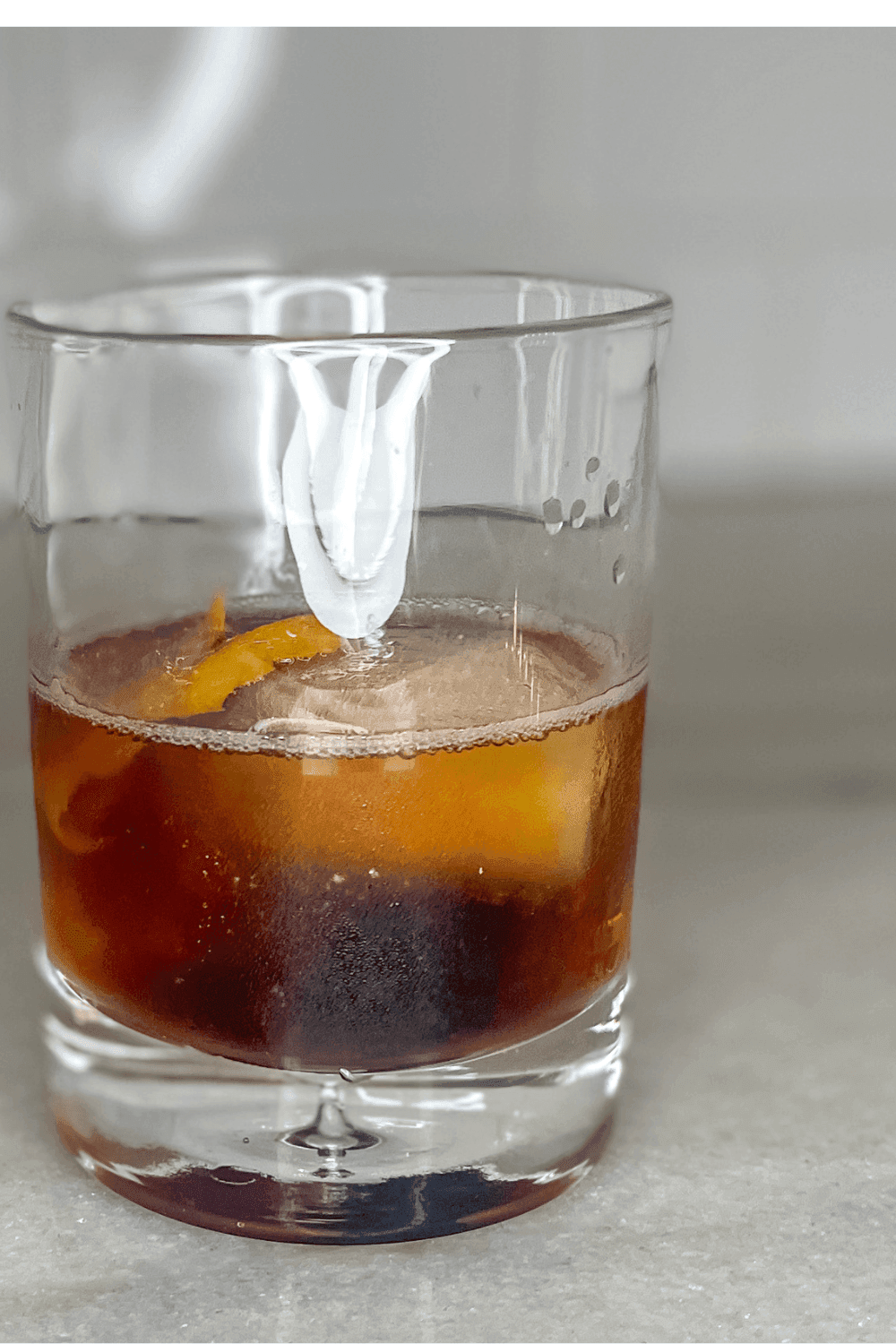 an old fashioned drink