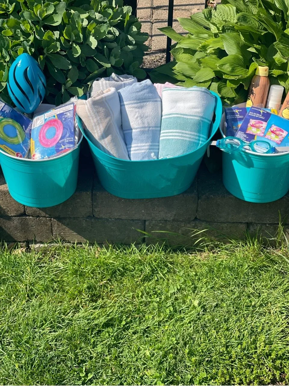 pool party essentials how to plan a pool party
