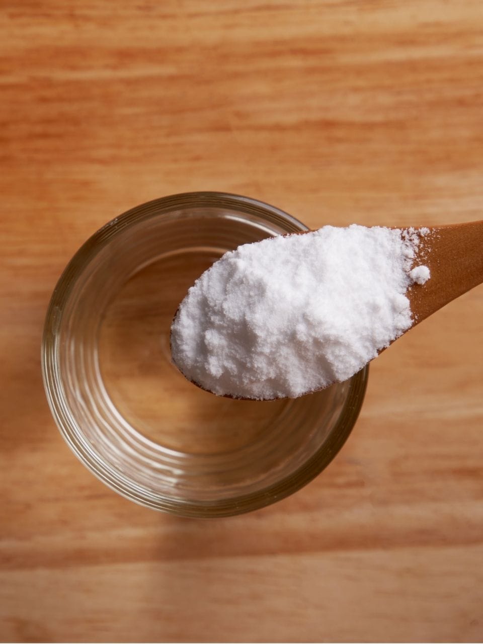 summer activities for families ideas for bored kids includes science experiments with baking soda and vinegar
