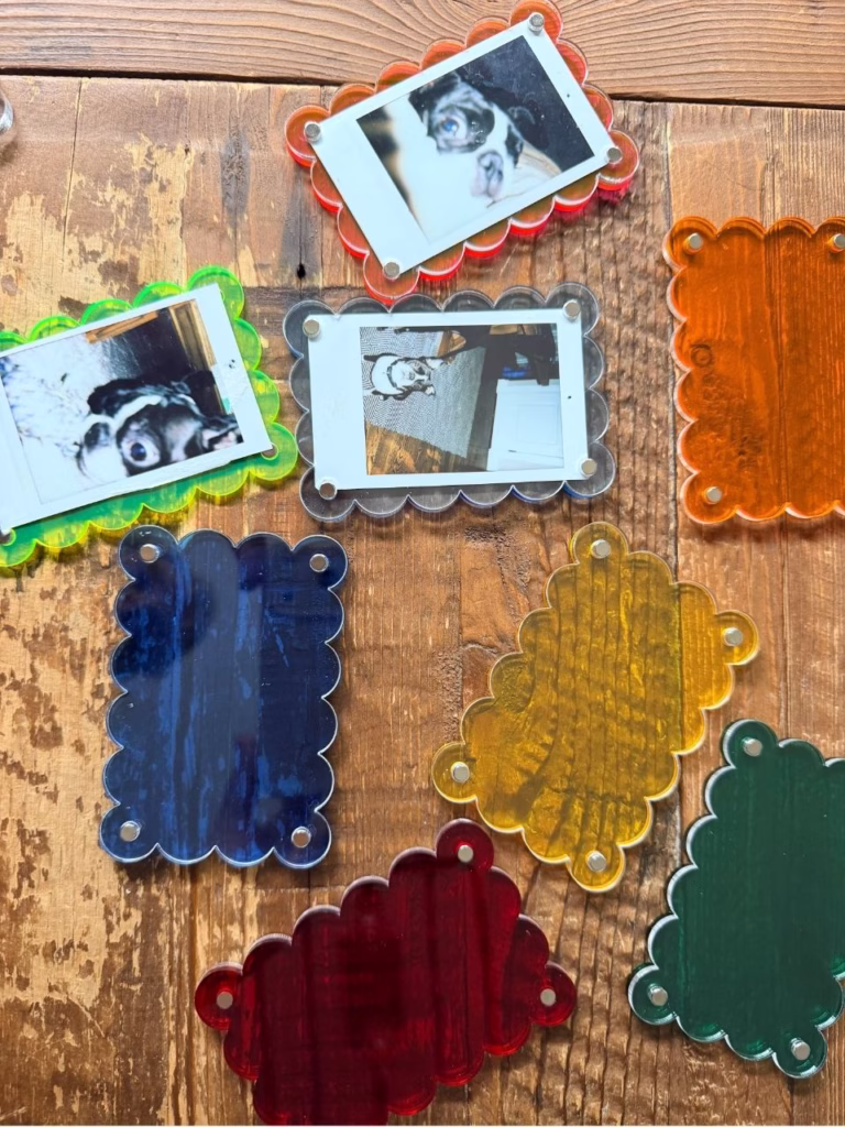 8 magnetic scallop frames
